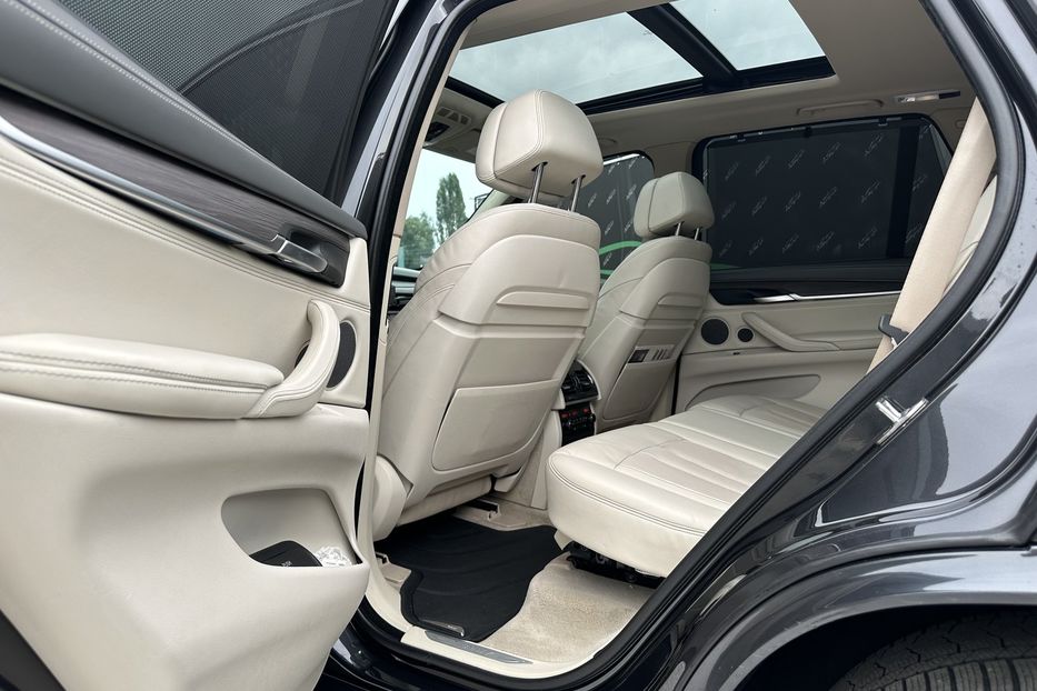 Продам BMW X5 Xdrive50I 2015 года в Киеве