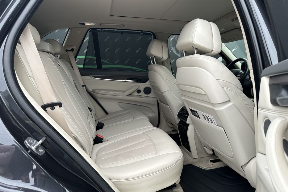 Продам BMW X5 Xdrive50I 2015 года в Киеве