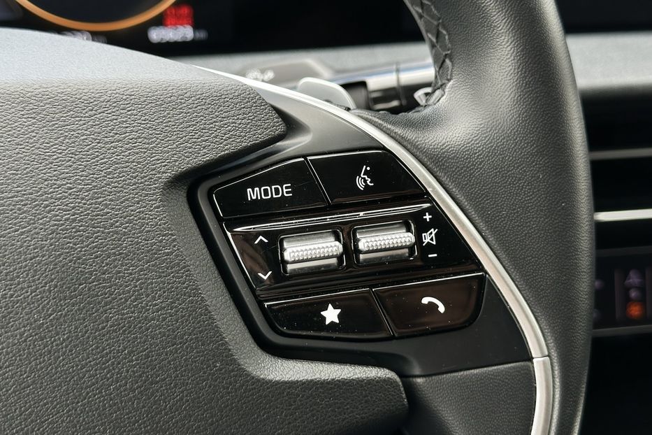 Продам Kia EV6 77 квт 2023 года в Луцке