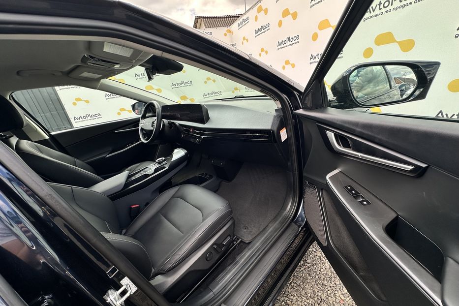 Продам Kia EV6 77 квт 2023 года в Луцке