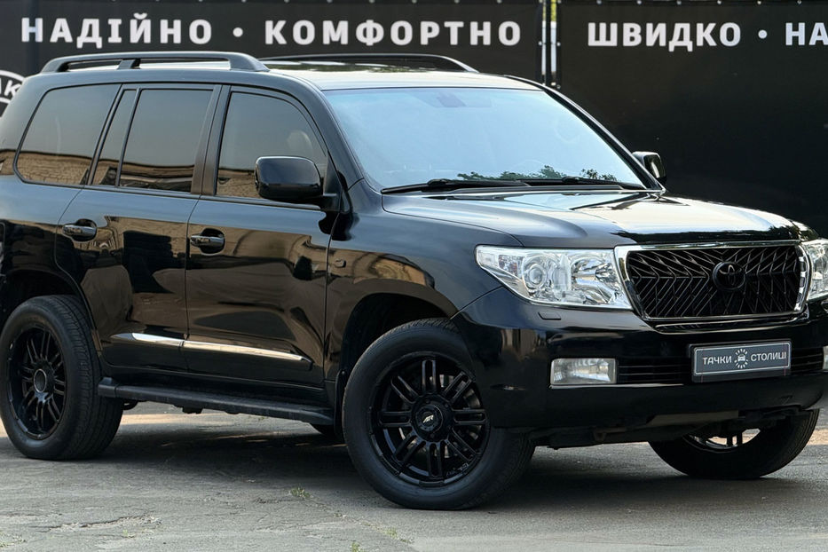 Продам Toyota Land Cruiser 200 4.5d AT (235 к.с) 4WD 2010 года в Киеве