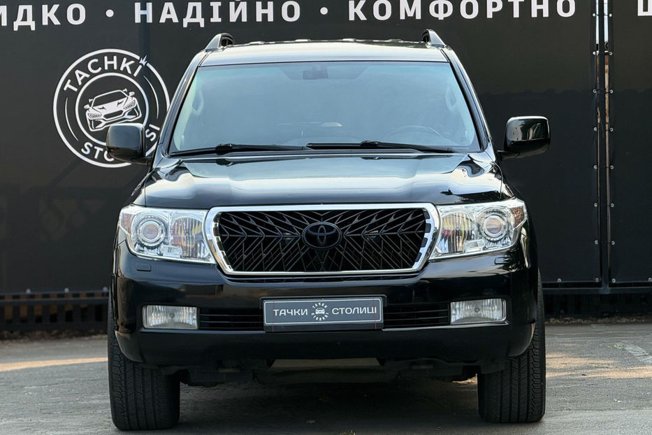 Продам Toyota Land Cruiser 200 4.5d AT (235 к.с) 4WD 2010 года в Киеве