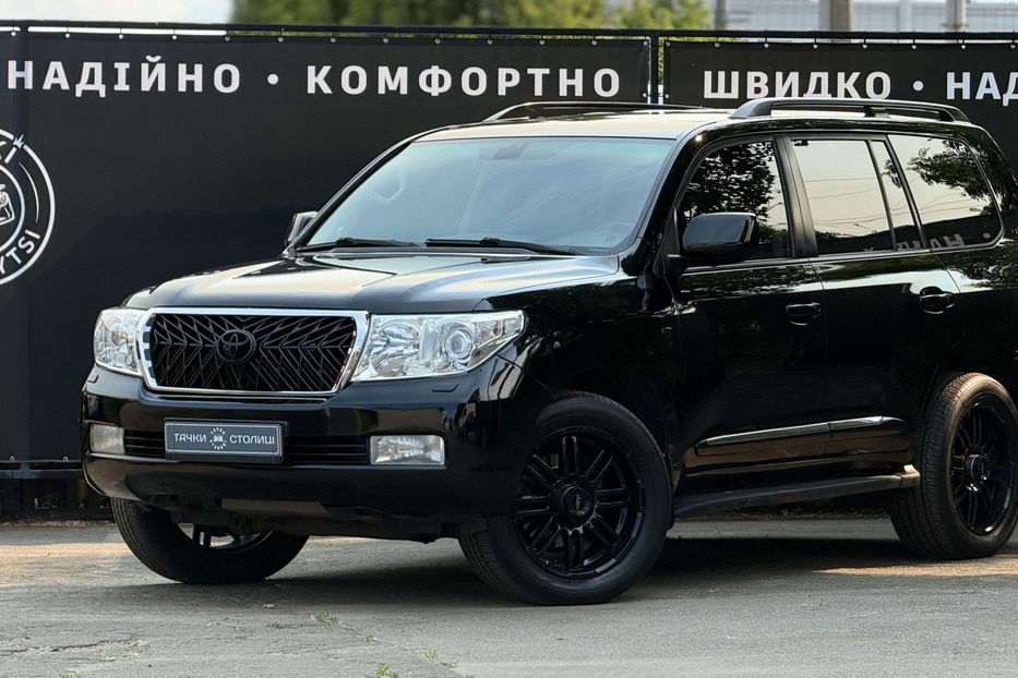 Продам Toyota Land Cruiser 200 4.5d AT (235 к.с) 4WD 2010 года в Киеве