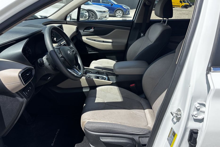 Продам Hyundai Santa FE авто у Львові 2020 года в Львове