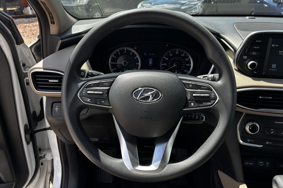 Продам Hyundai Santa FE авто у Львові 2020 года в Львове