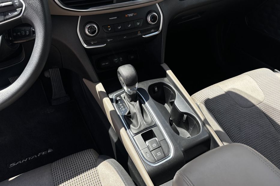 Продам Hyundai Santa FE авто у Львові 2020 года в Львове