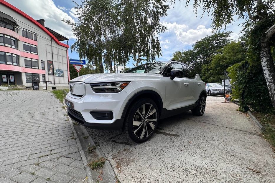 Продам Volvo EW XC 40 78кВ 2021 года в Черновцах
