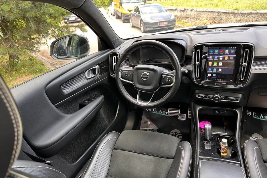 Продам Volvo EW XC 40 78кВ 2021 года в Черновцах
