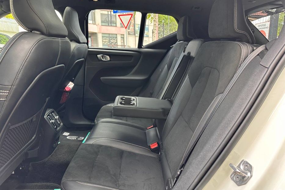 Продам Volvo EW XC 40 78кВ 2021 года в Черновцах