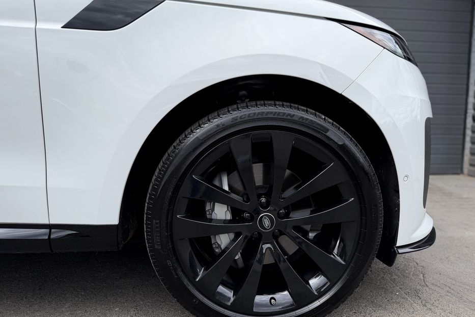 Продам Land Rover Range Rover Sport P360 SE 2024 года в Киеве