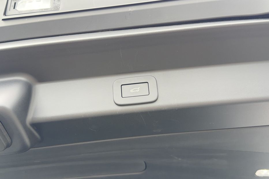 Продам Land Rover Range Rover Sport P360 SE 2024 года в Киеве