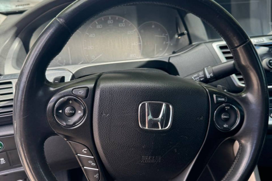 Продам Honda Accord 2.4 AT (188 к.с.) 2014 года в Киеве