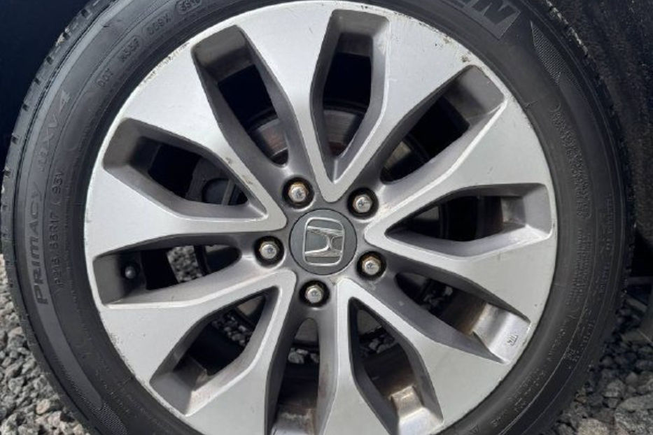 Продам Honda Accord 2.4 AT (188 к.с.) 2014 года в Киеве