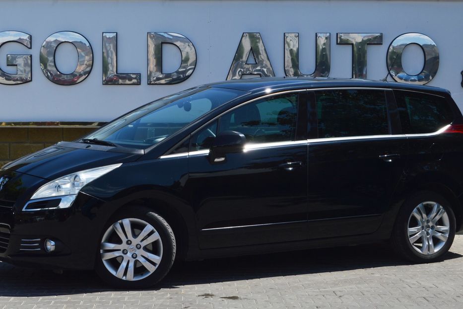 Продам Peugeot 5008 2010 года в Одессе