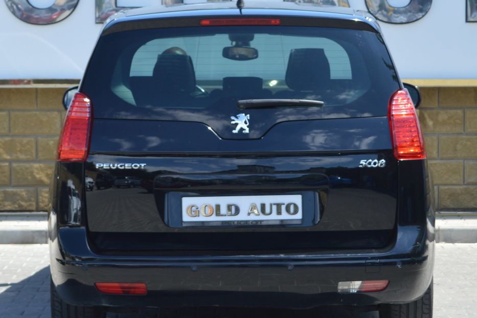 Продам Peugeot 5008 2010 года в Одессе
