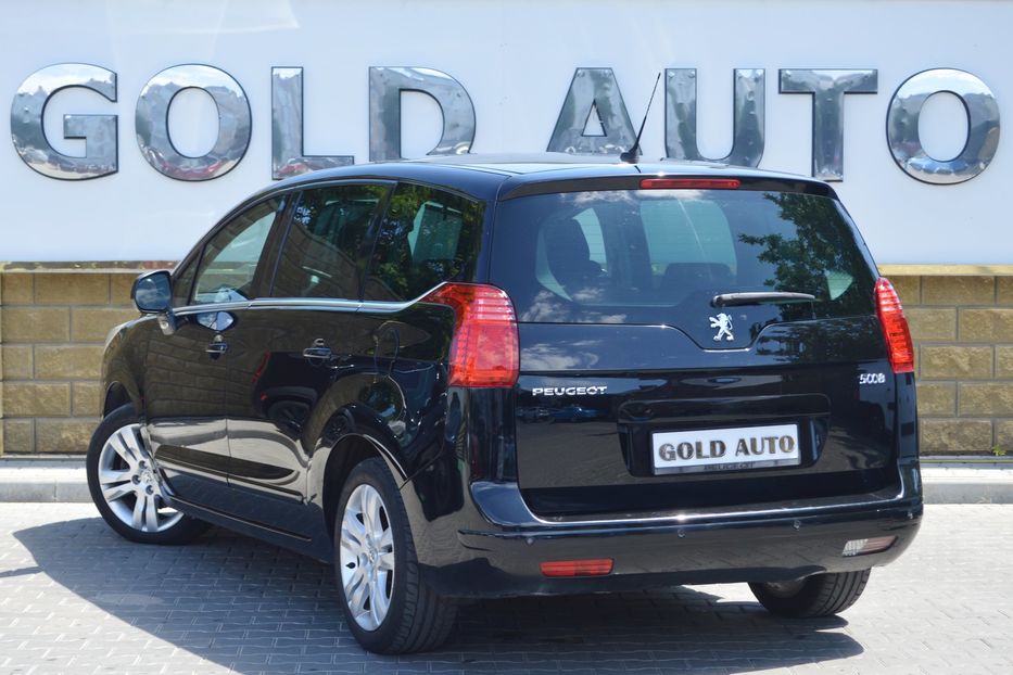 Продам Peugeot 5008 2010 года в Одессе