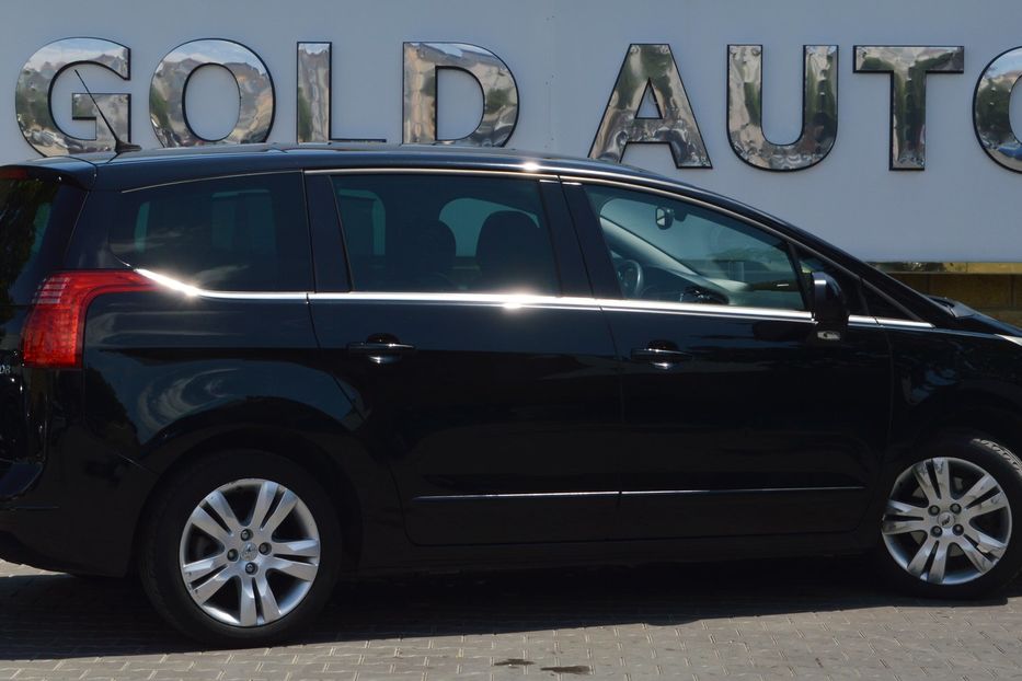 Продам Peugeot 5008 2010 года в Одессе