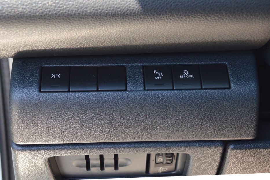 Продам Peugeot 5008 2010 года в Одессе