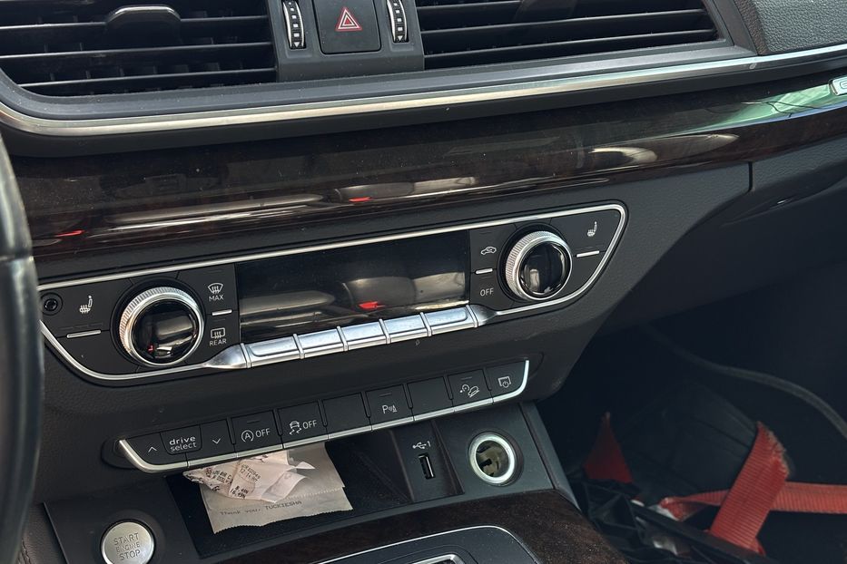 Продам Audi Q5 45 Premium 2019 года в Львове