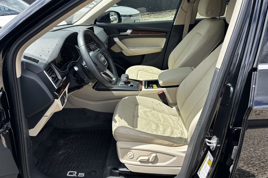 Продам Audi Q5 PREMIUM 2018 года в Львове