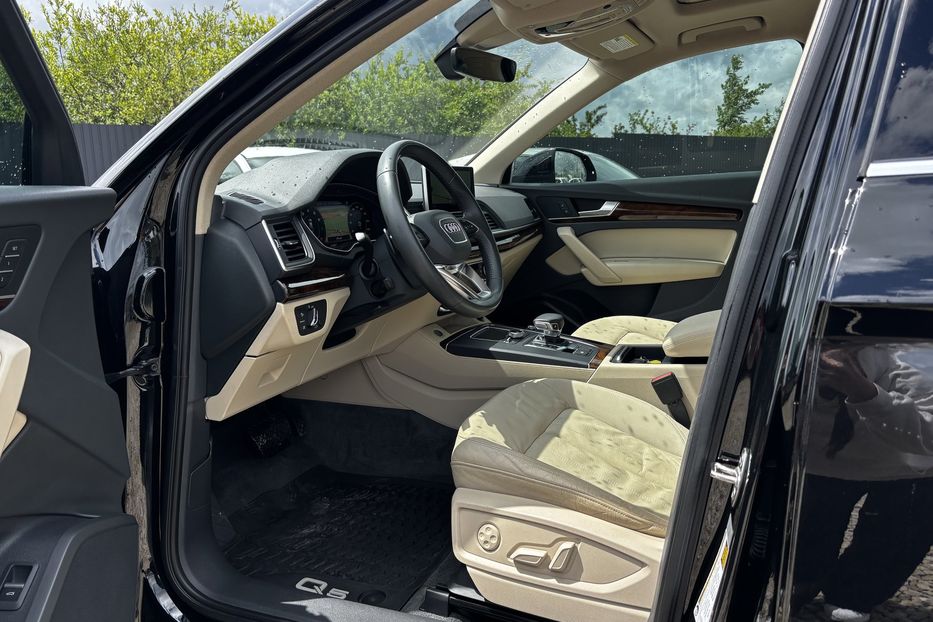 Продам Audi Q5 PREMIUM 2018 года в Львове