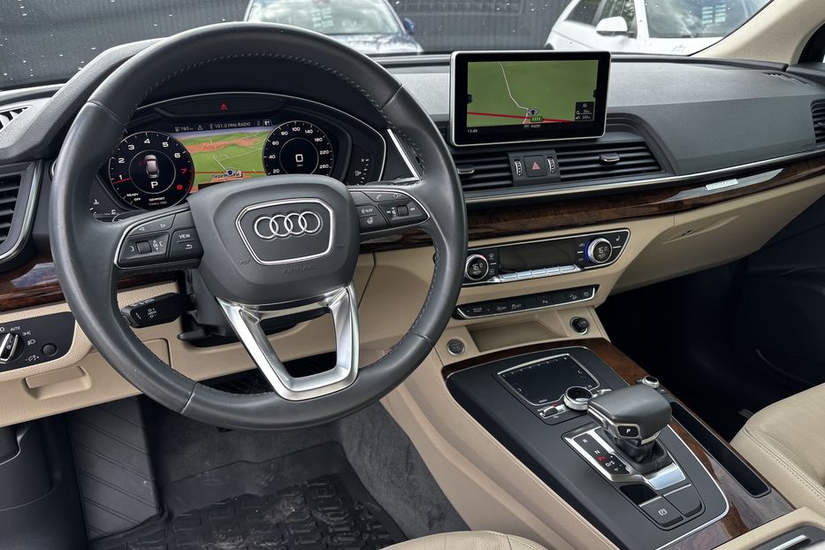 Продам Audi Q5 PREMIUM 2018 года в Львове