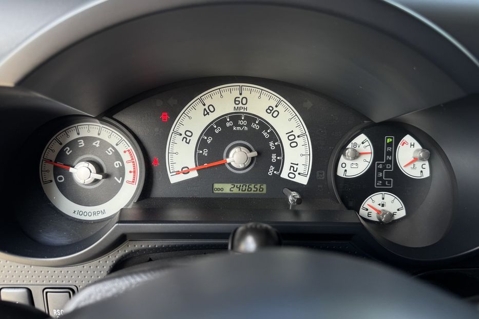 Продам Toyota FJ Cruiser COMIS  2010 года в г. Умань, Черкасская область