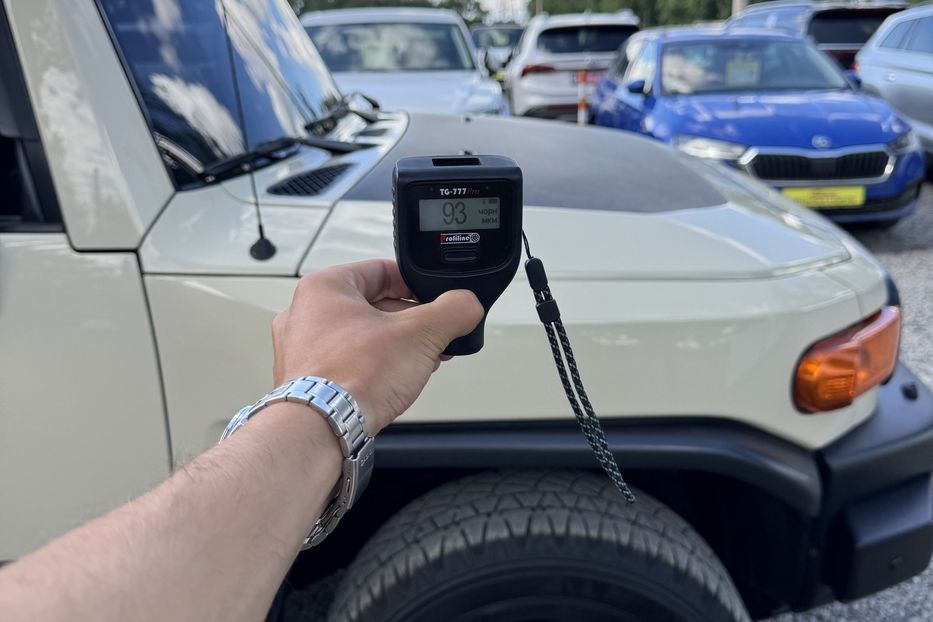 Продам Toyota FJ Cruiser COMIS  2010 года в г. Умань, Черкасская область
