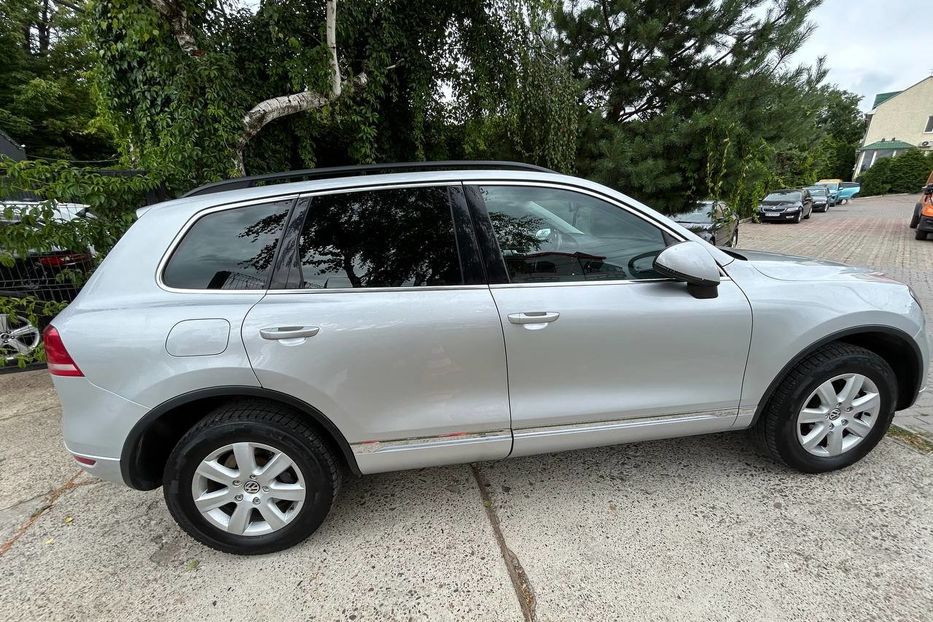 Продам Volkswagen Touareg 2014 года в Черновцах