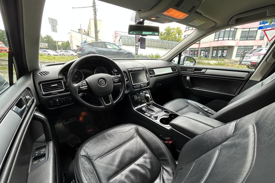 Продам Volkswagen Touareg 2014 года в Черновцах
