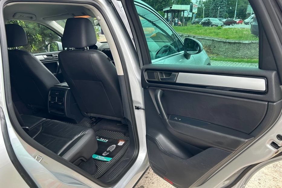 Продам Volkswagen Touareg 2014 года в Черновцах