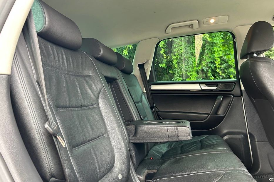 Продам Volkswagen Touareg 2014 года в Черновцах
