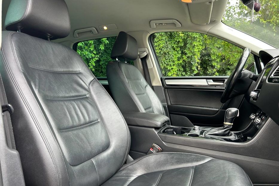 Продам Volkswagen Touareg 2014 года в Черновцах