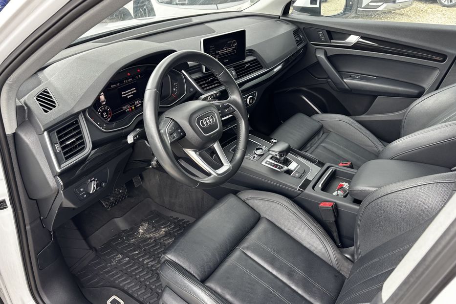 Продам Audi Q5 2018 года в Львове