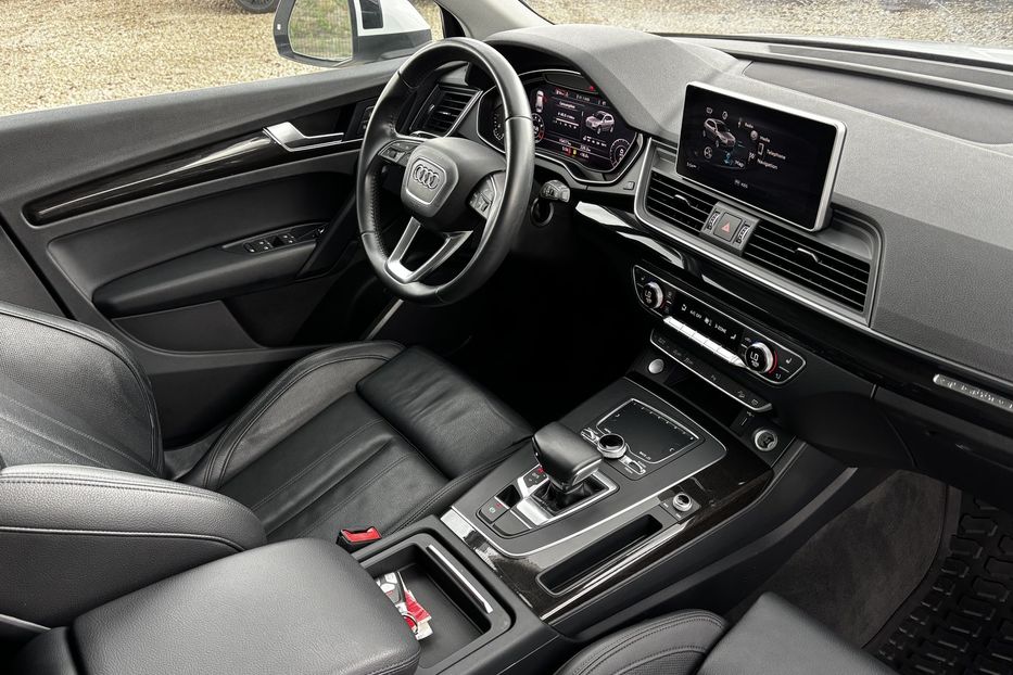 Продам Audi Q5 2018 года в Львове