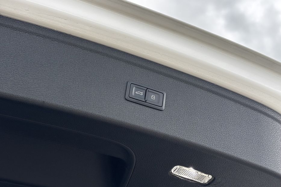 Продам Audi Q5 2018 года в Львове