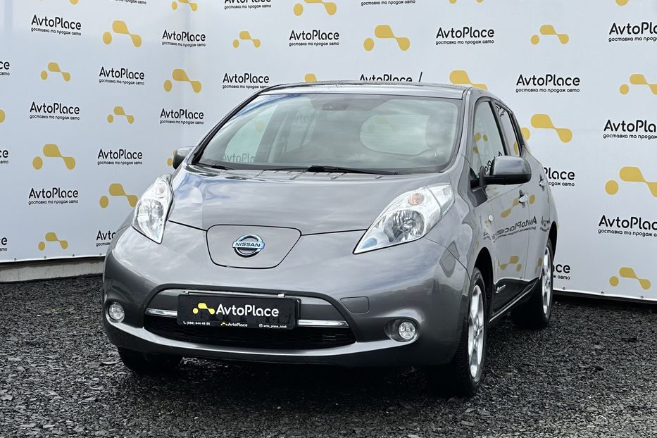 Продам Nissan Leaf 24 квт 2014 года в Луцке