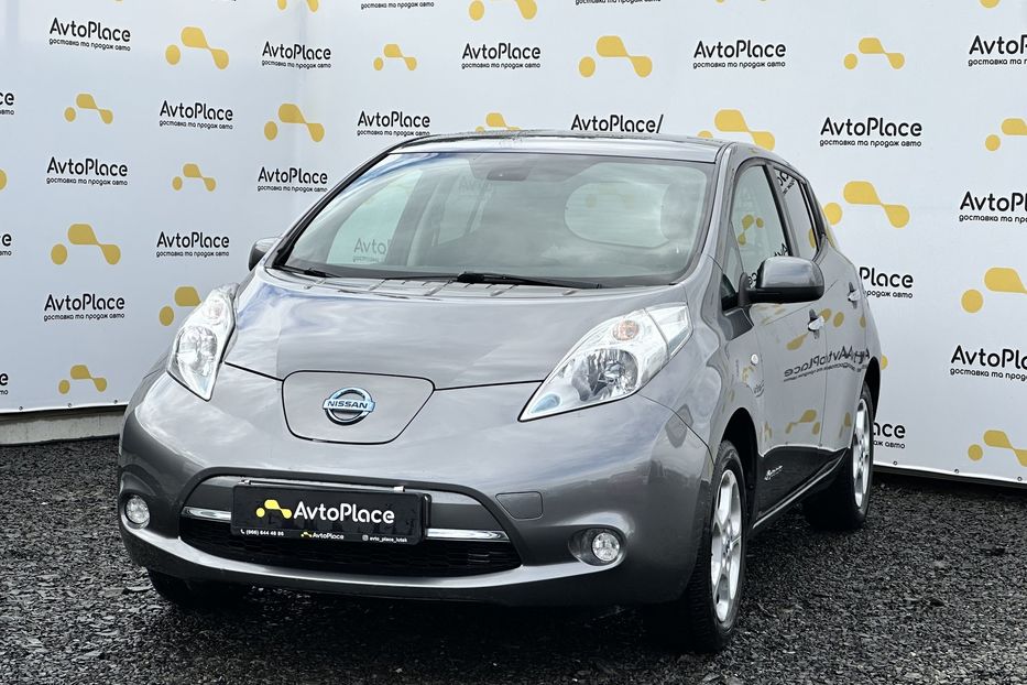 Продам Nissan Leaf 24 квт 2014 года в Луцке