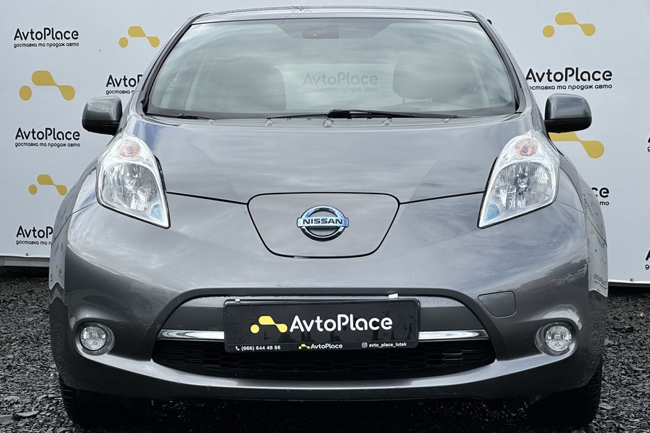 Продам Nissan Leaf 24 квт 2014 года в Луцке