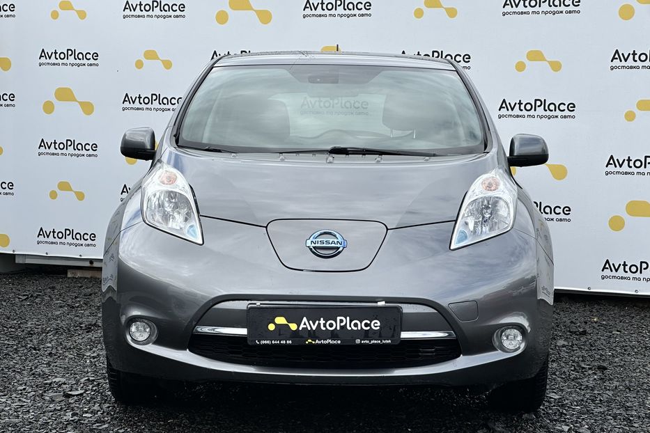 Продам Nissan Leaf 24 квт 2014 года в Луцке