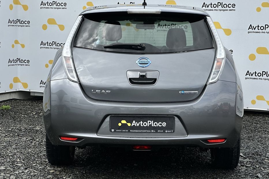 Продам Nissan Leaf 24 квт 2014 года в Луцке