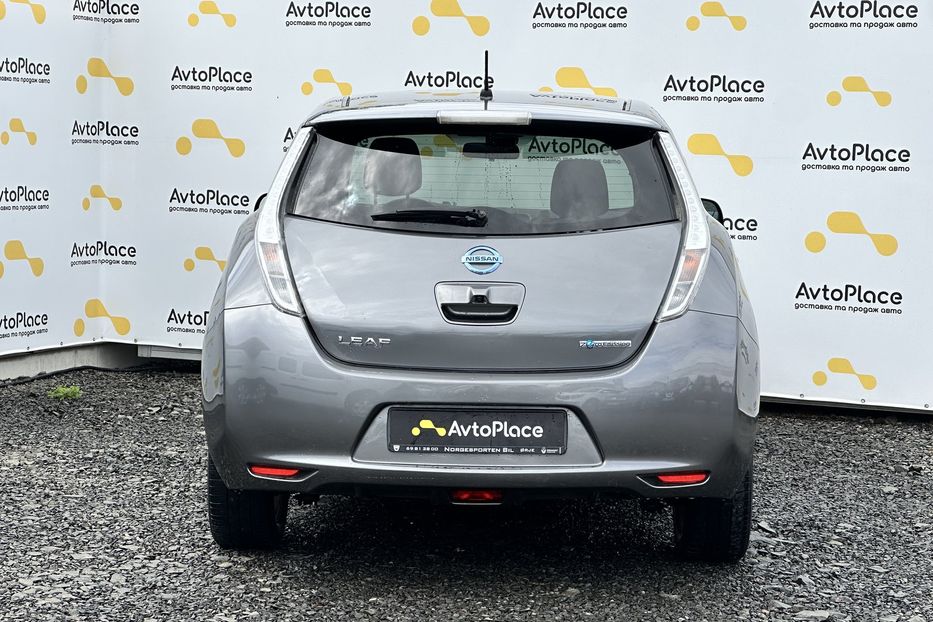 Продам Nissan Leaf 24 квт 2014 года в Луцке