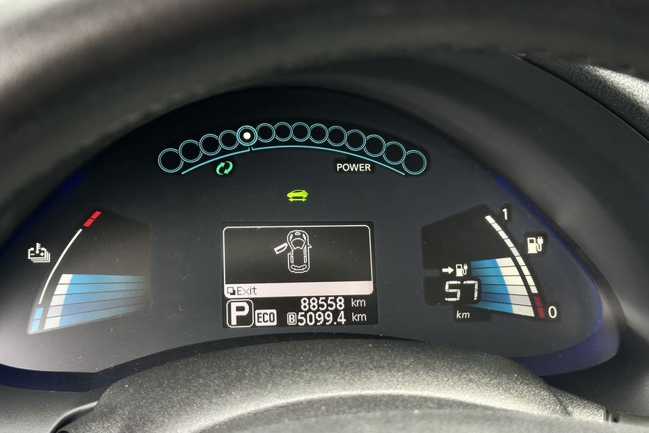 Продам Nissan Leaf 24 квт 2014 года в Луцке
