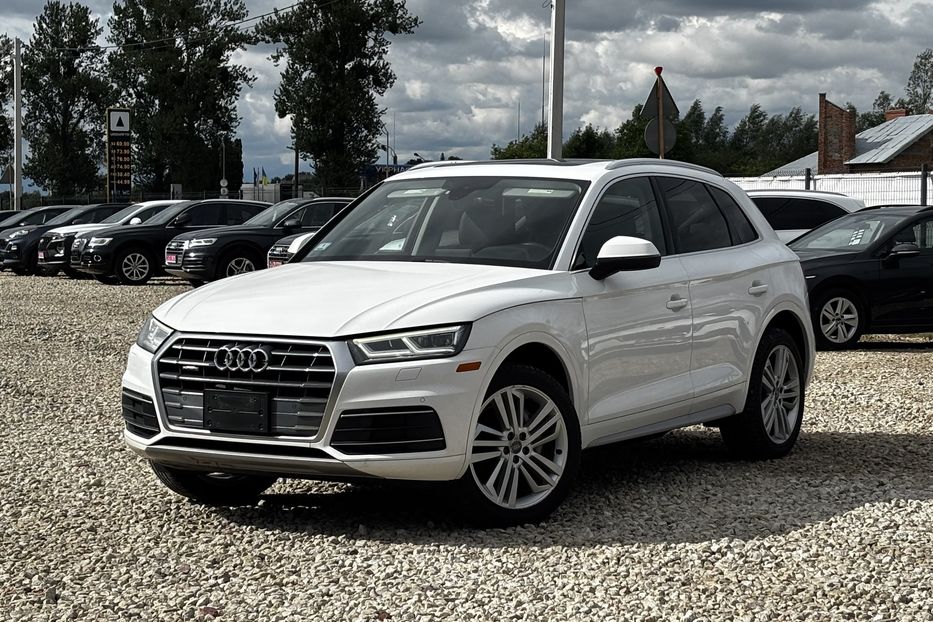 Продам Audi Q5 S-line 2019 года в Львове