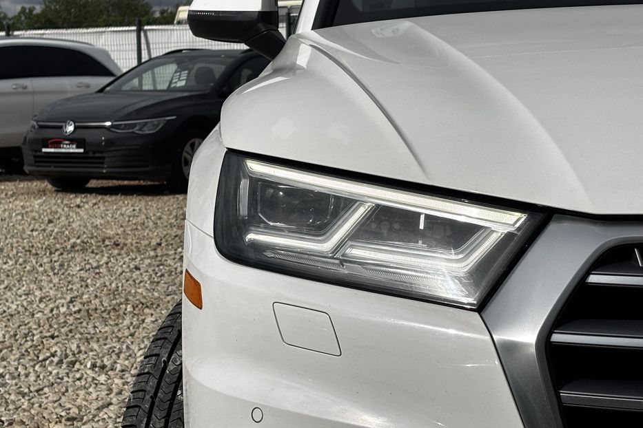 Продам Audi Q5 S-line 2019 года в Львове