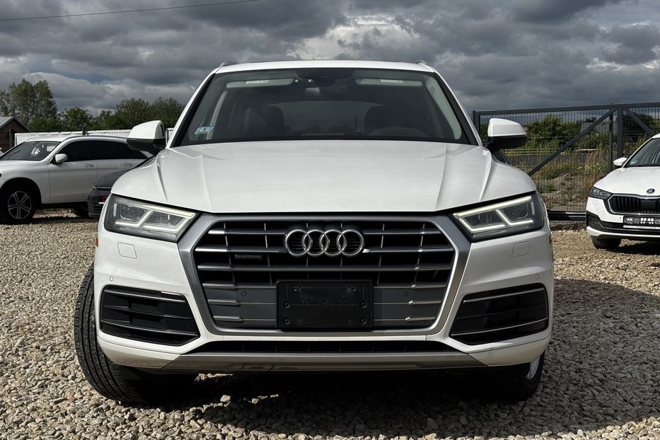 Продам Audi Q5 S-line 2019 года в Львове