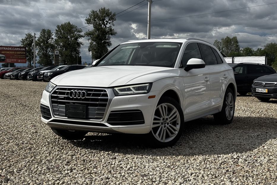 Продам Audi Q5 S-line 2019 года в Львове