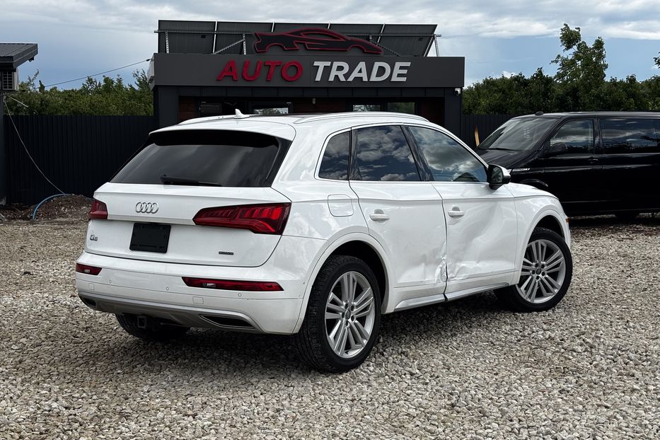 Продам Audi Q5 S-line 2019 года в Львове