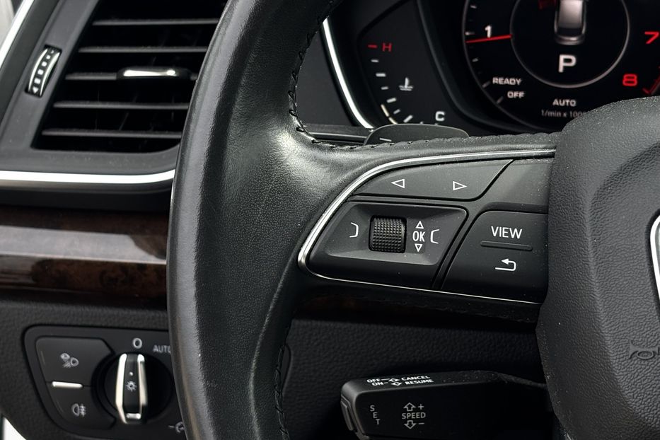 Продам Audi Q5 S-line 2019 года в Львове