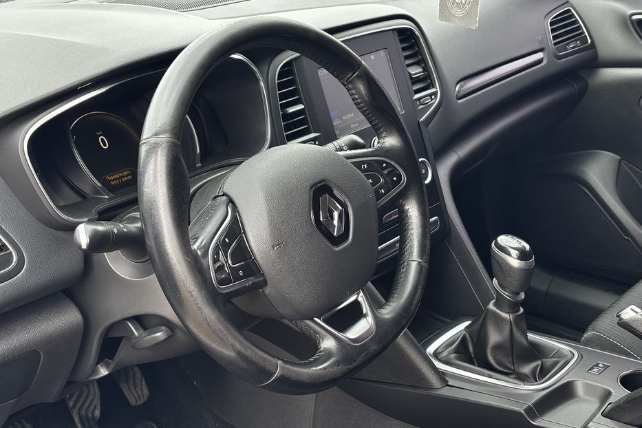 Продам Renault Megane IV 81квт 2016 года в Львове